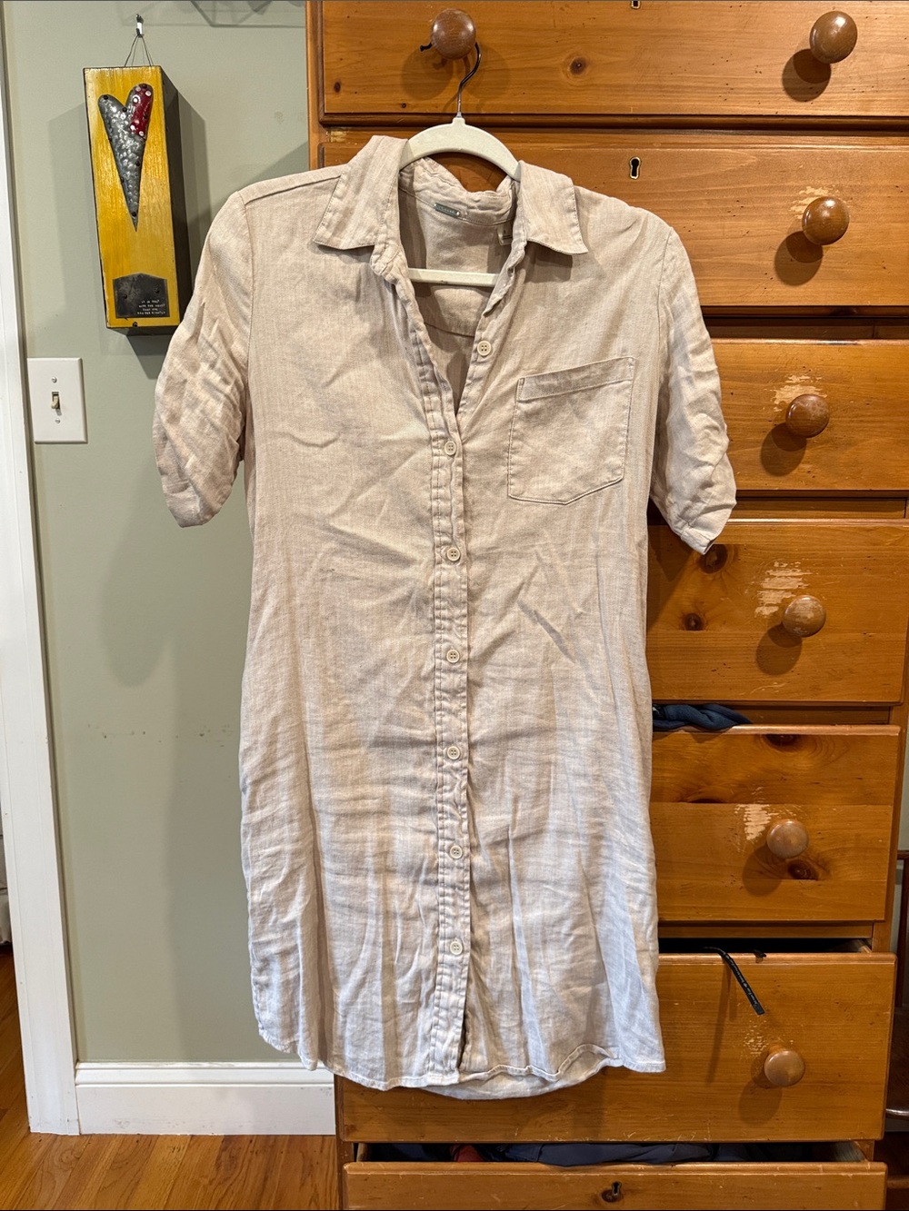 T Tahari Beige Button-Front Midi Shirt Dress